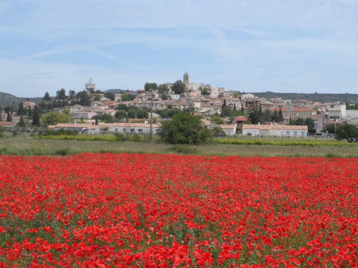 Place Du Chateau Pourrieres 外观 照片
